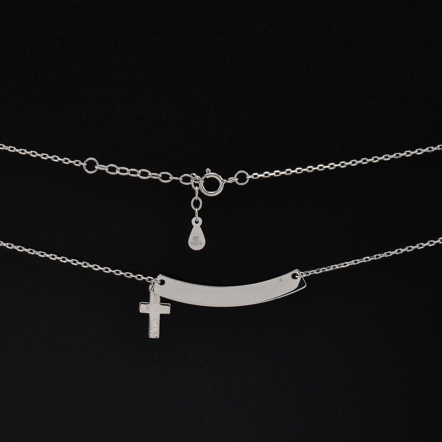 Lantisor dama din argint, cu pandantiv pentru gravare si cruciulita