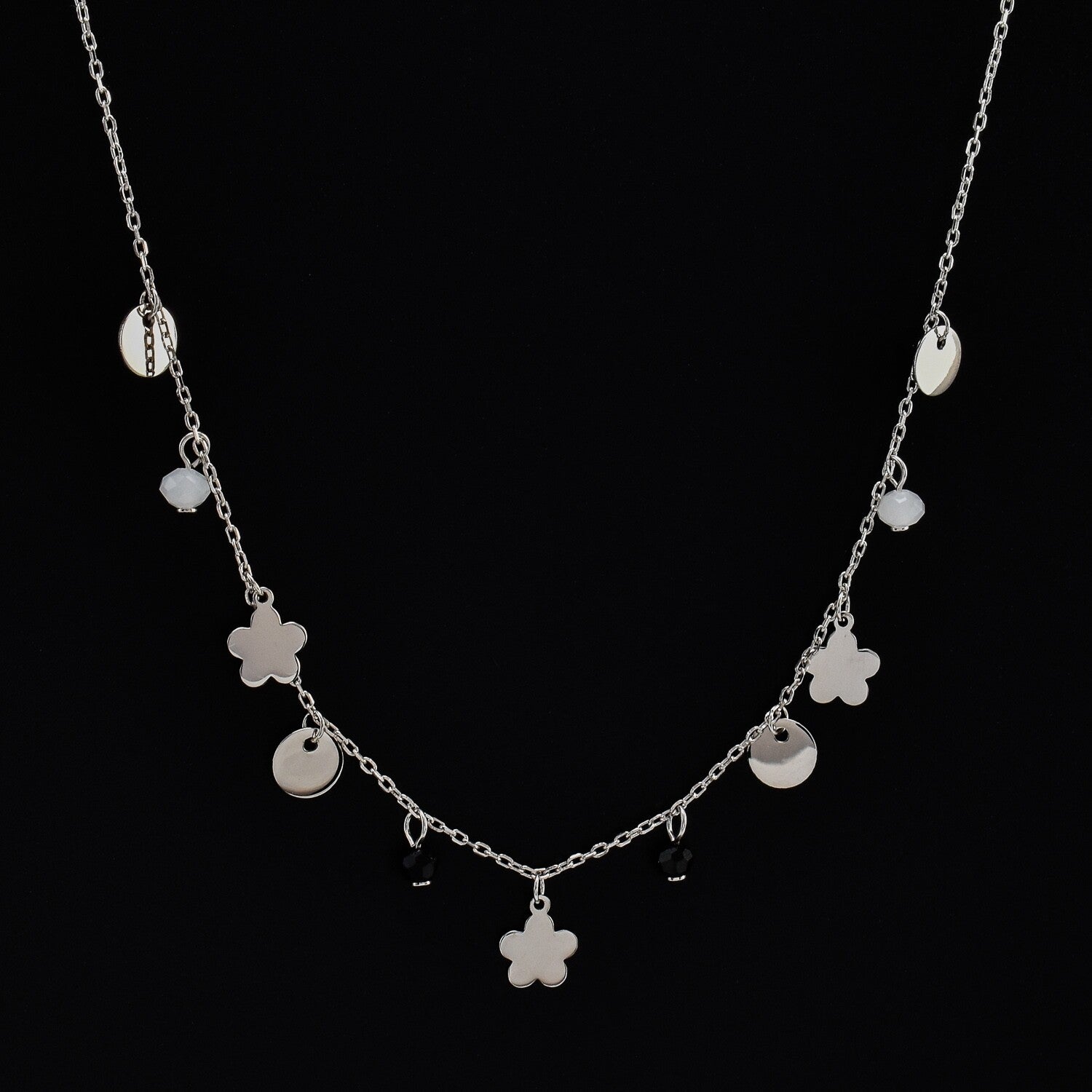 Lantisor dama din argint cu accesorii in forma de floare si banut