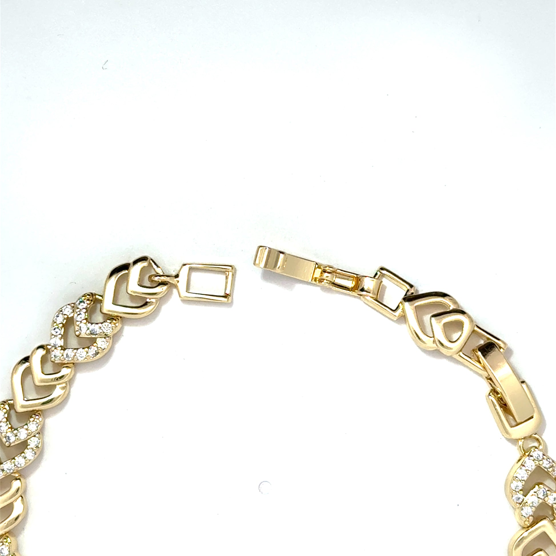 Brătară damă INIMI SUPRAPUSE, placată cu Aur și Zirconia