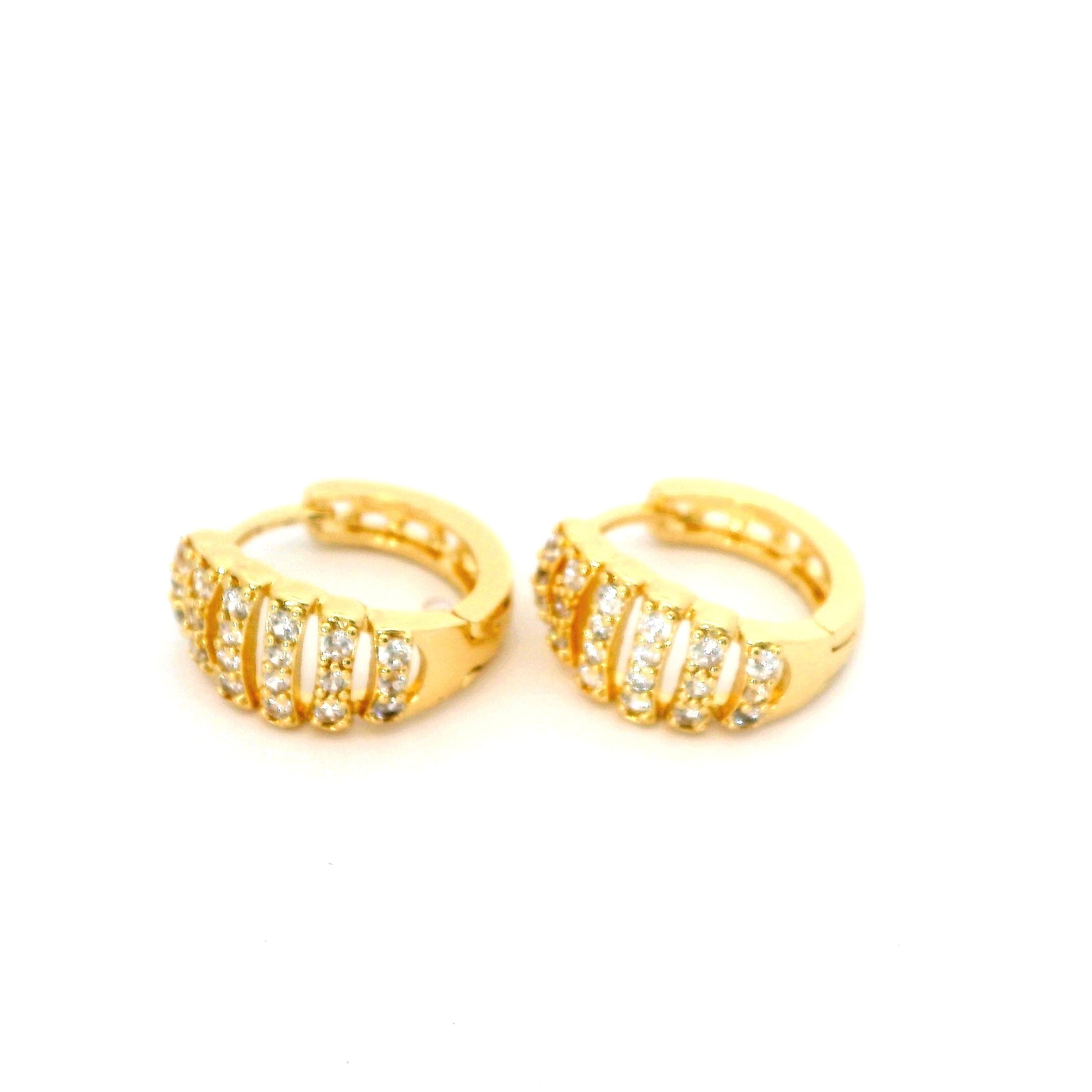 Cercei dama placati cu aur cu pietricele