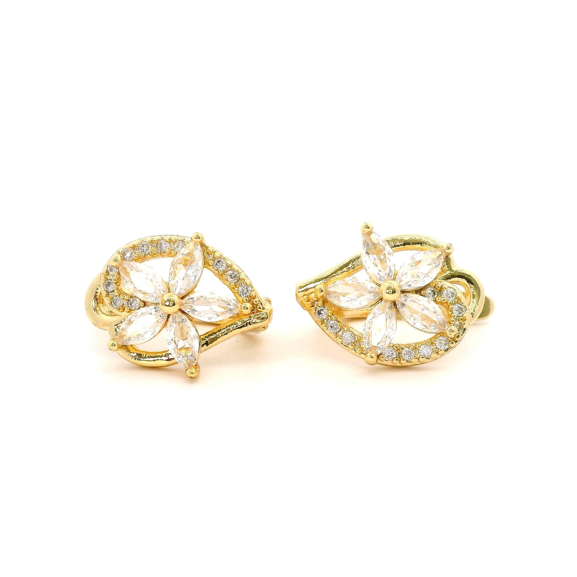 Cercei dama placati cu aur in forma de floare