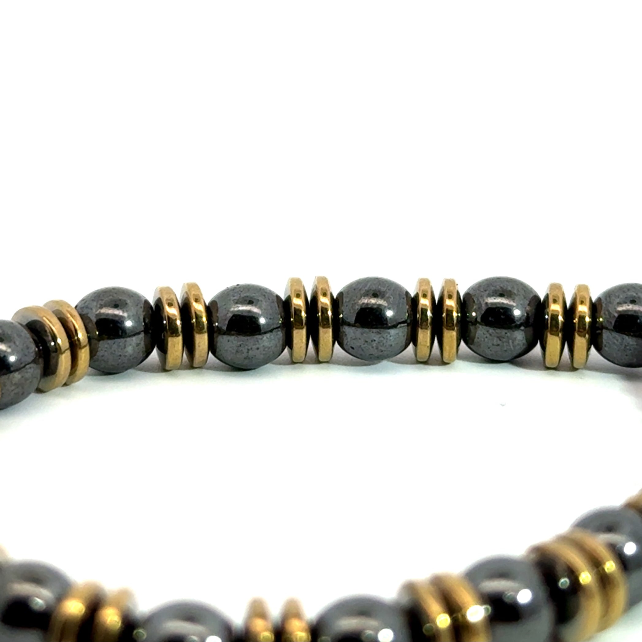 Bratara barbati din hematit si accesorii aurii BBB-72