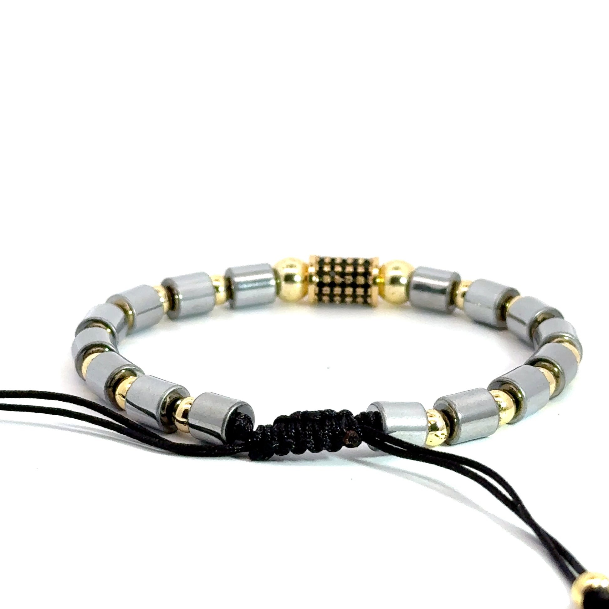 Bratara barbati din metal comun cu accesorii aurii BBB-208