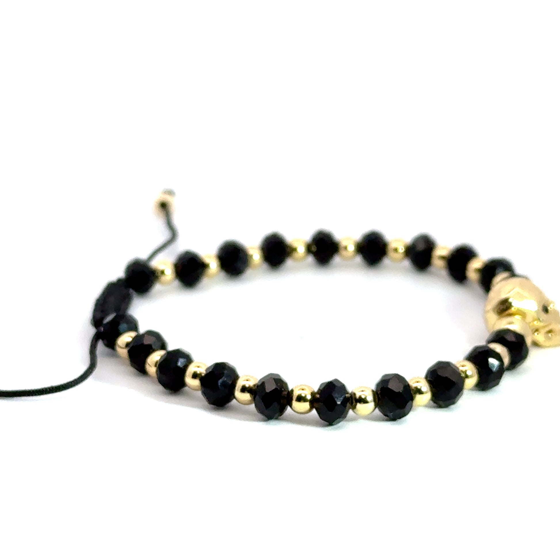 Bratara barbati din cristale negre cu charm craniu