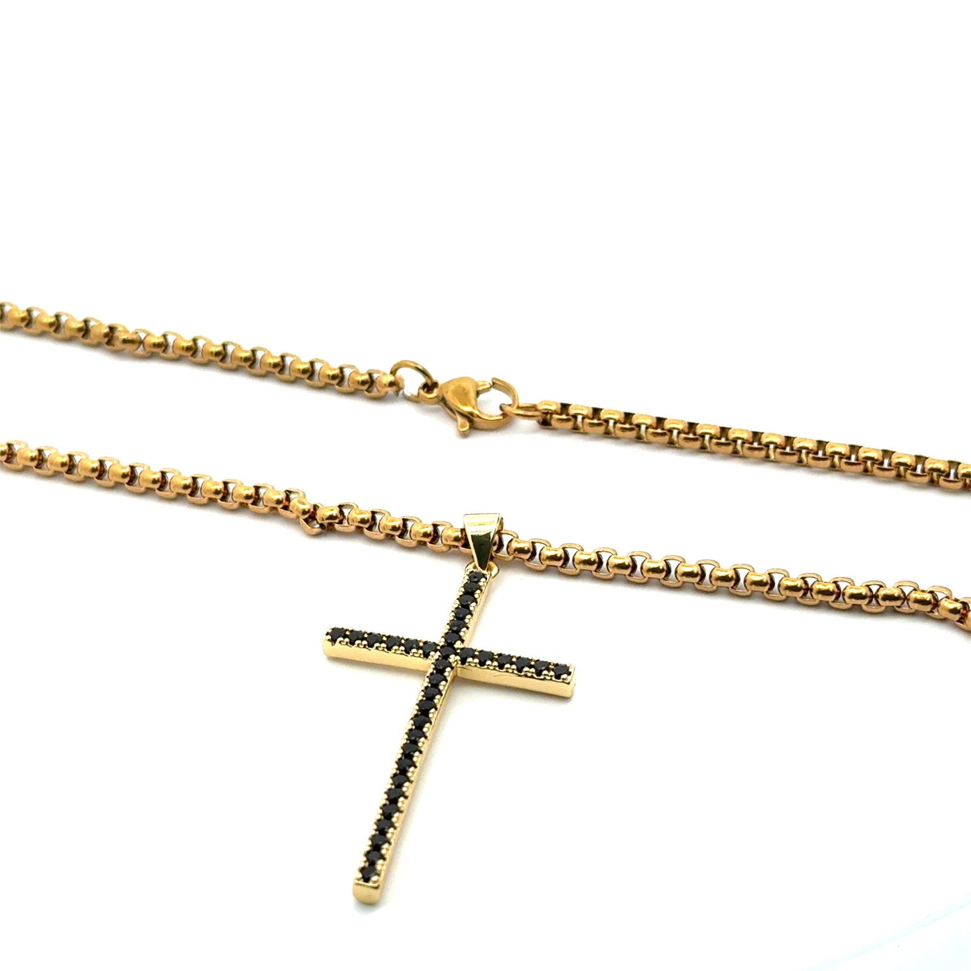 Lant barbati din metal comun si zirconiu, placat cu aur GP18K cu pandantiv cruce