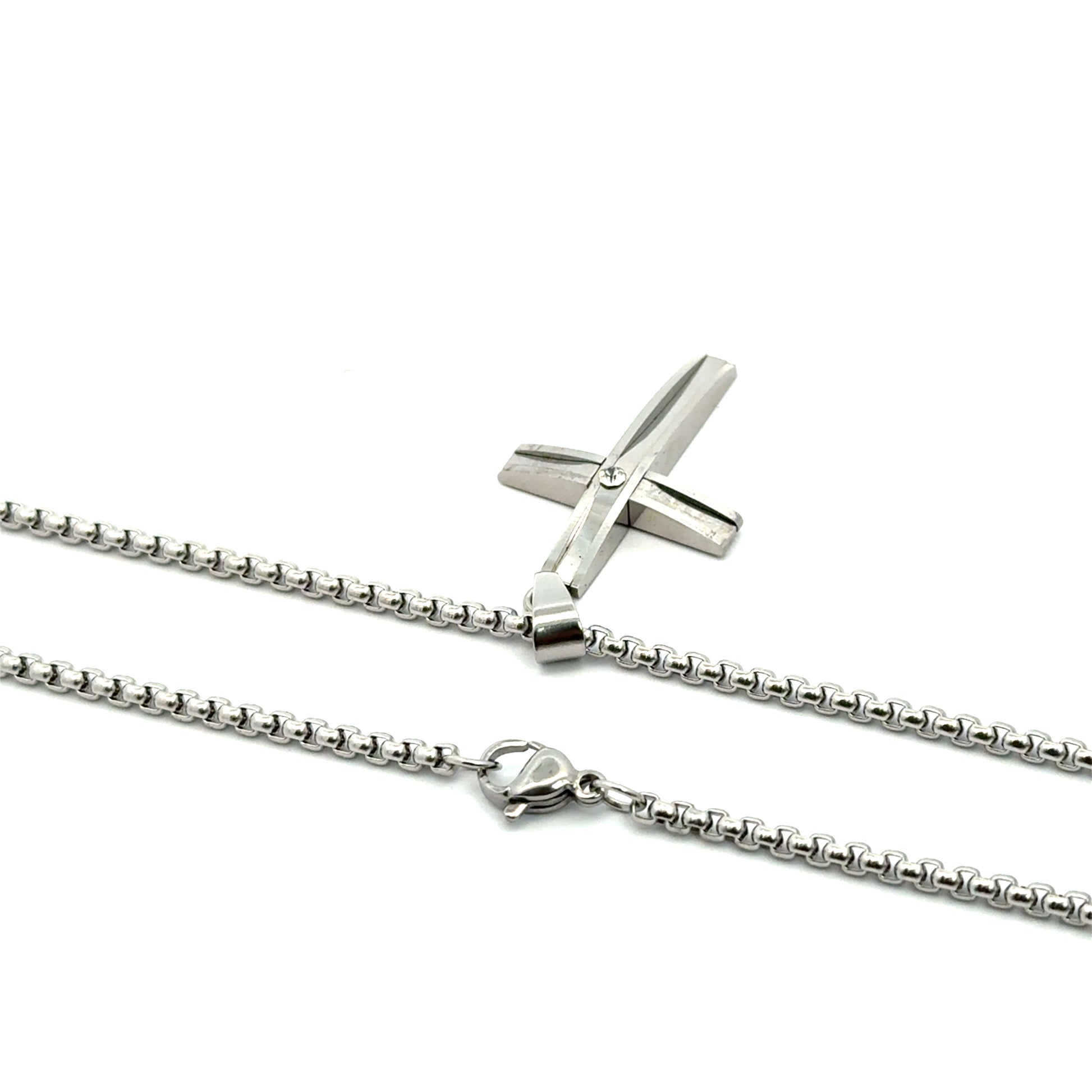 Lant barbati din metal comun si zirconiu cu pandantiv cruce