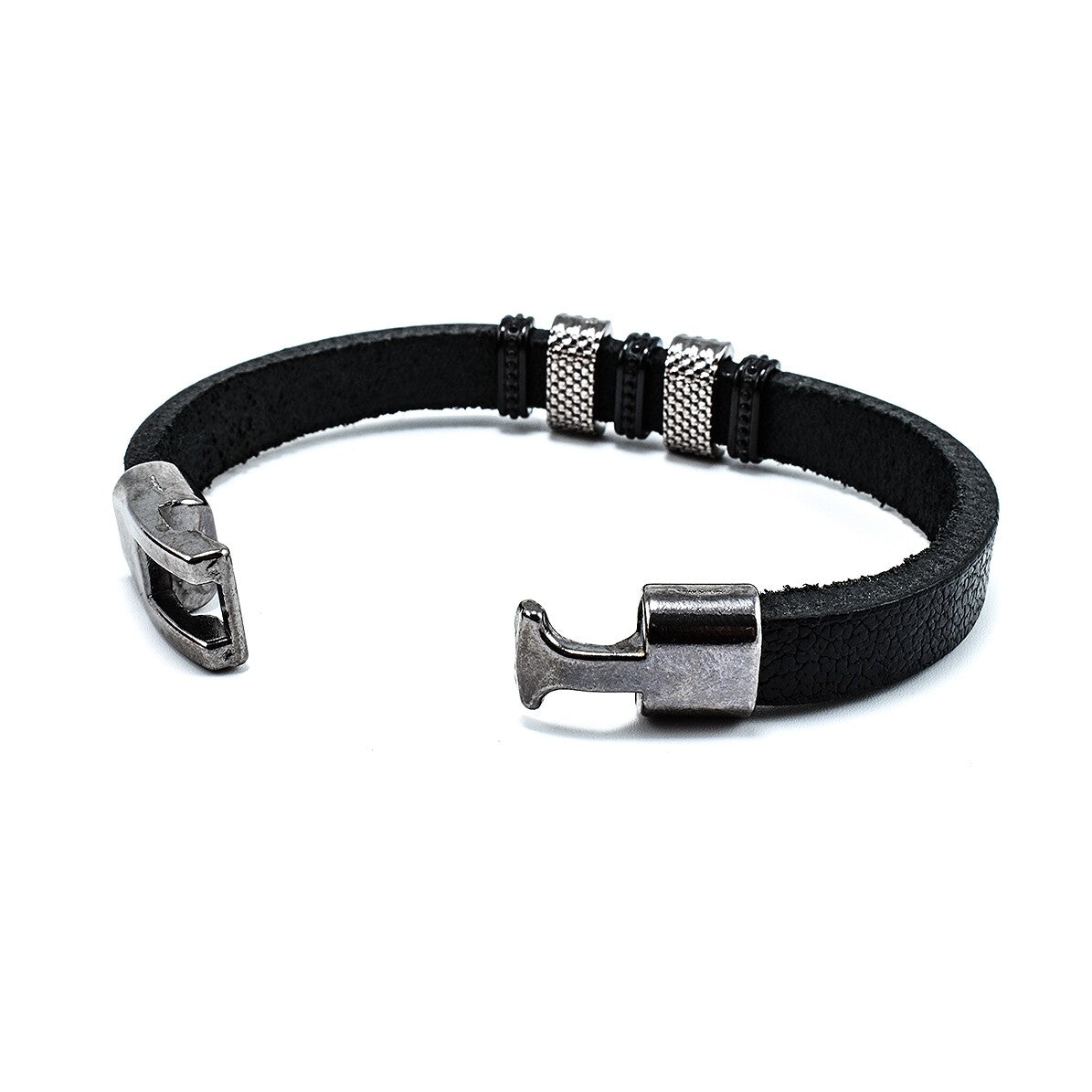 Bratara barbati din piele naturală cu accesorii din metal comun