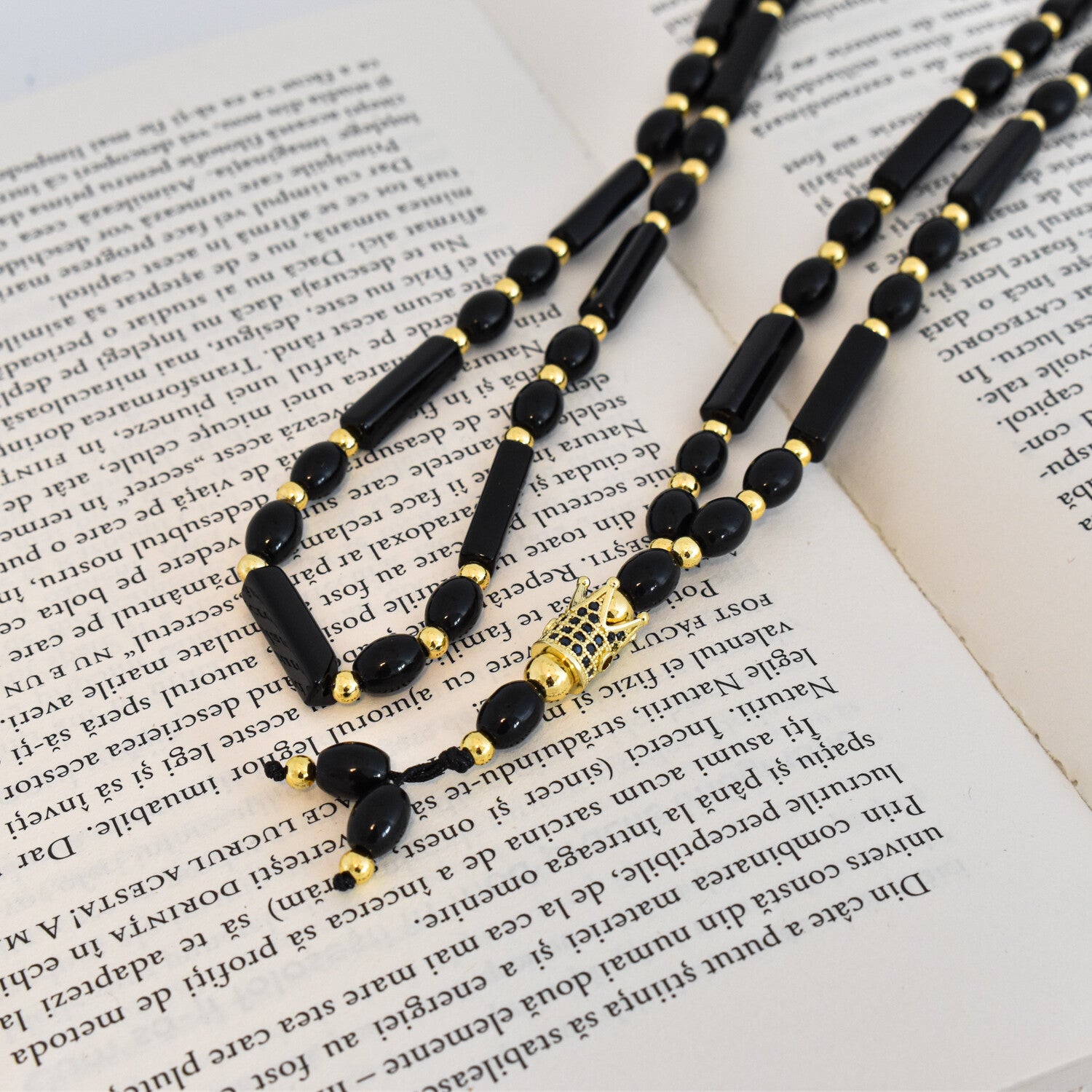 Colier bărbați tip rozariu, pandantiv coroană