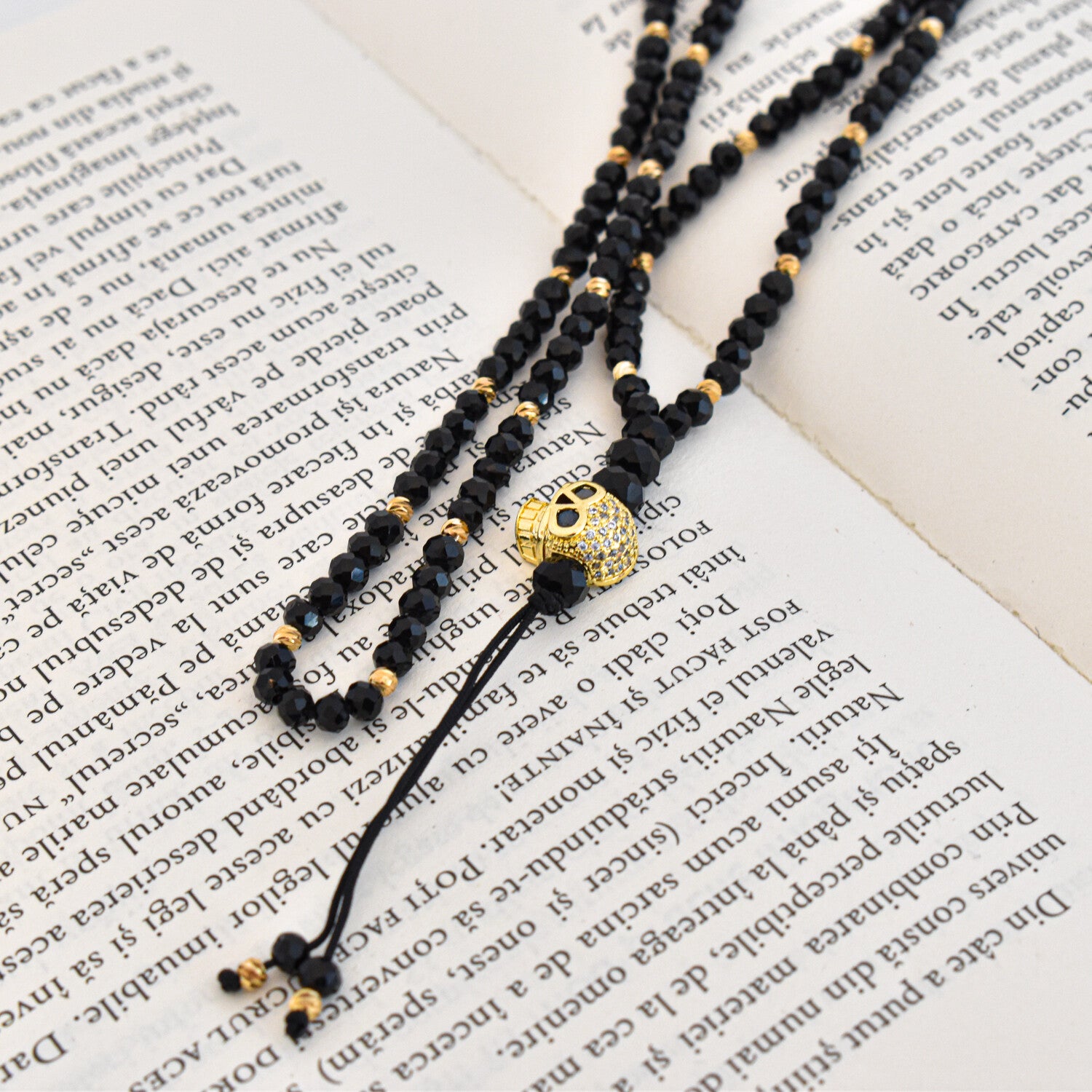 Colier bărbați tip rozariu cu bile fațetate, accesoriu în formă de craniu