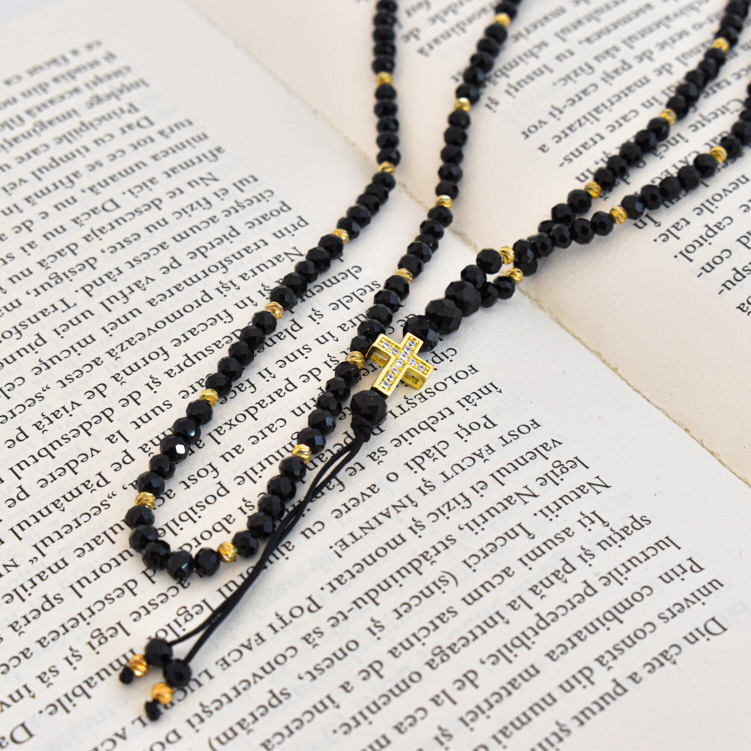 Colier bărbați tip rozariu cu bile fațetate, pandantiv cruce