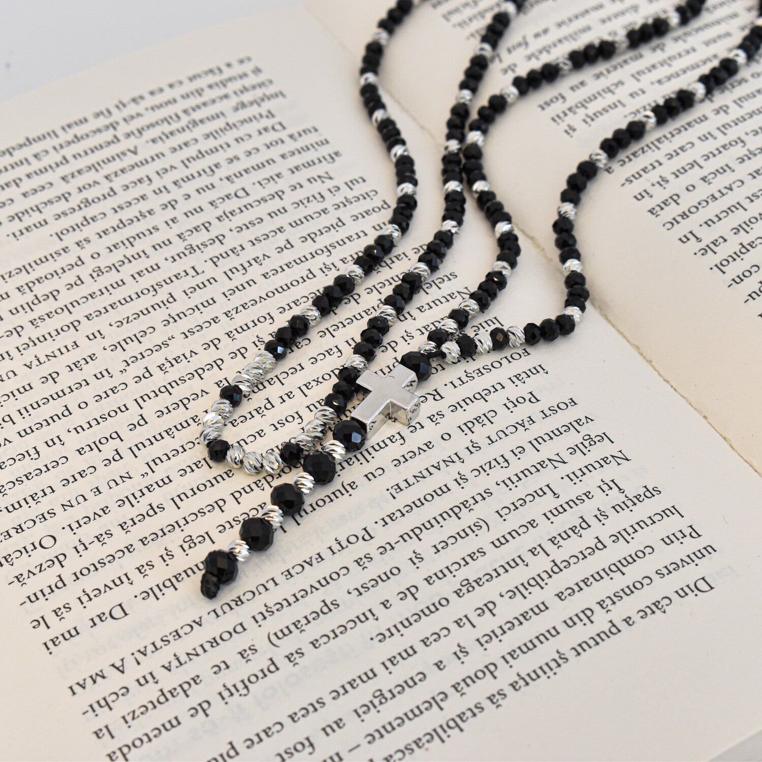 Colier bărbați tip rozariu cu bile fațetate, argintiu