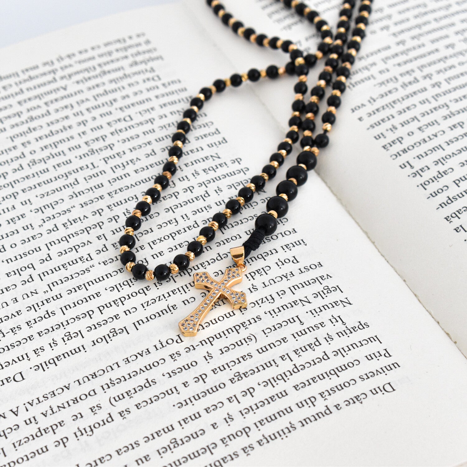 Colier bărbați tip rozariu, pandantiv în formă de cruce