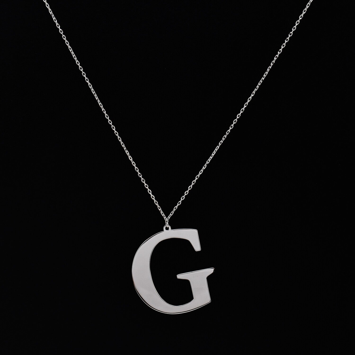 Lantisor dama din argint cu pandantiv litera ”G”