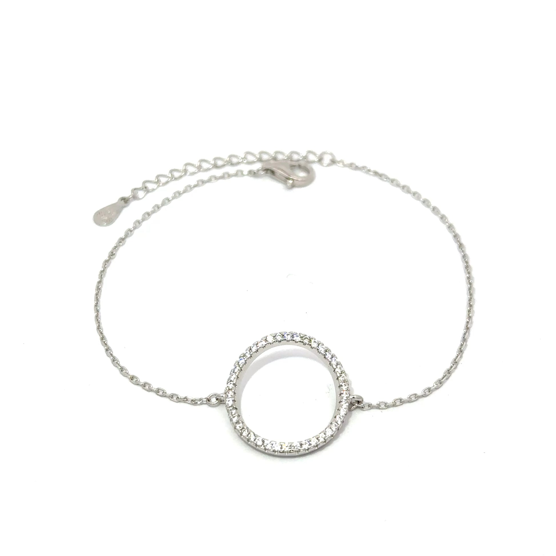 Brățară din argint având ca model un cerc