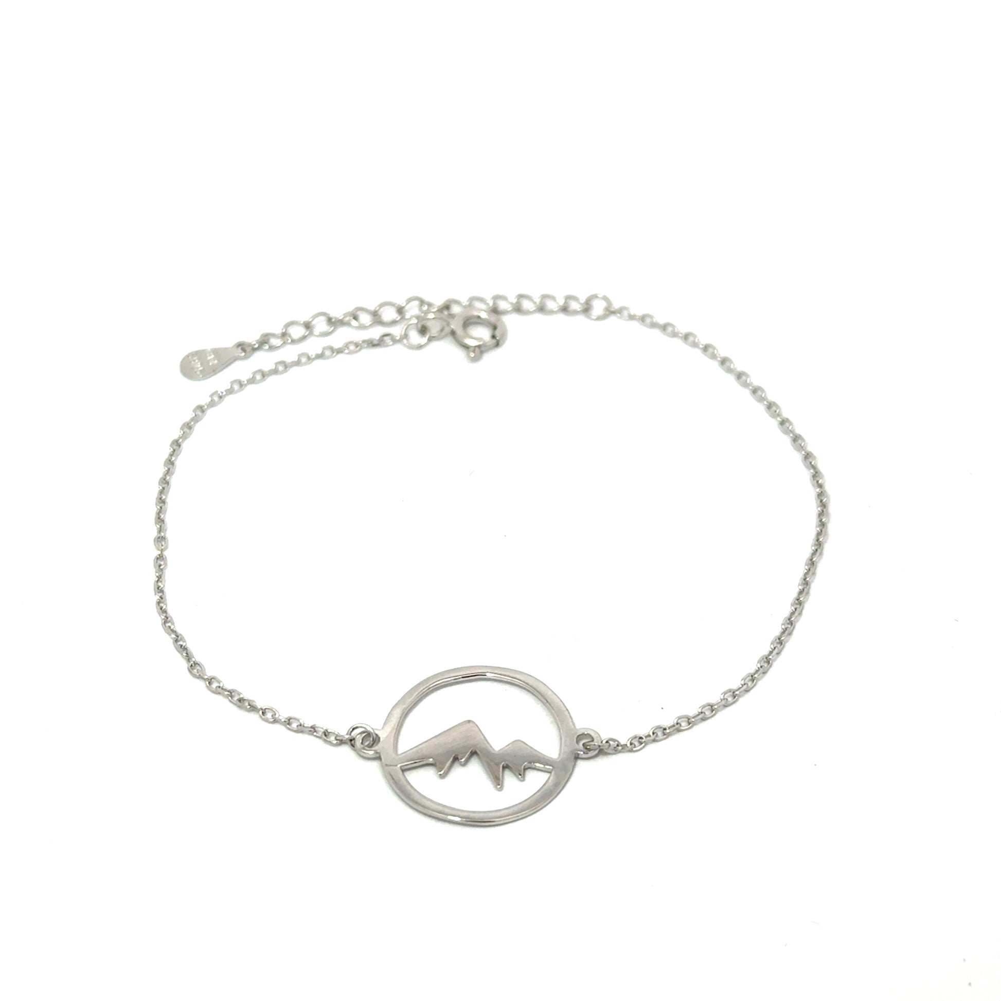 Brățară din argint 925 cu pandantiv reprezentând munții, într-un cerc perfect