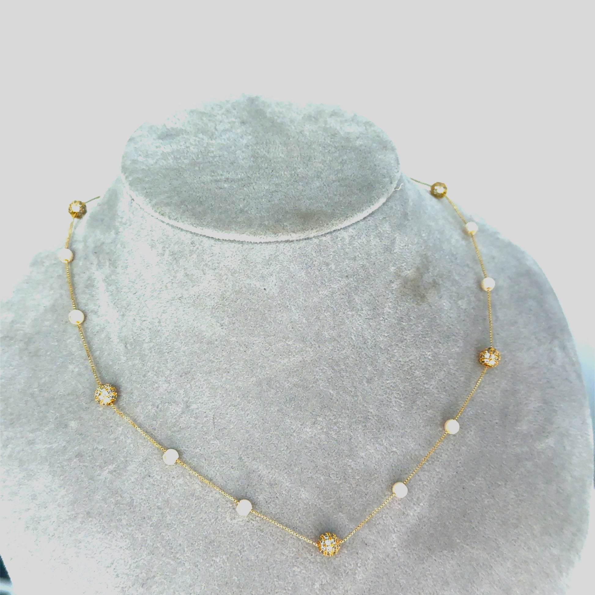 Colier damă SFERĂ, placat cu aur + zirconia și perle