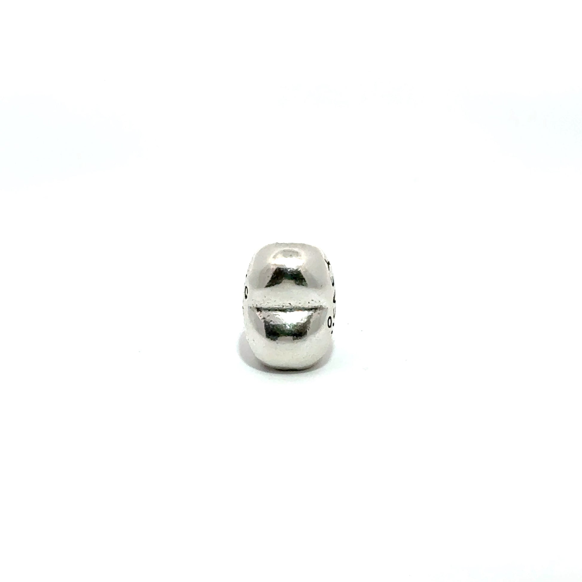 Charm in forma de inima cu text Mickey Mouse