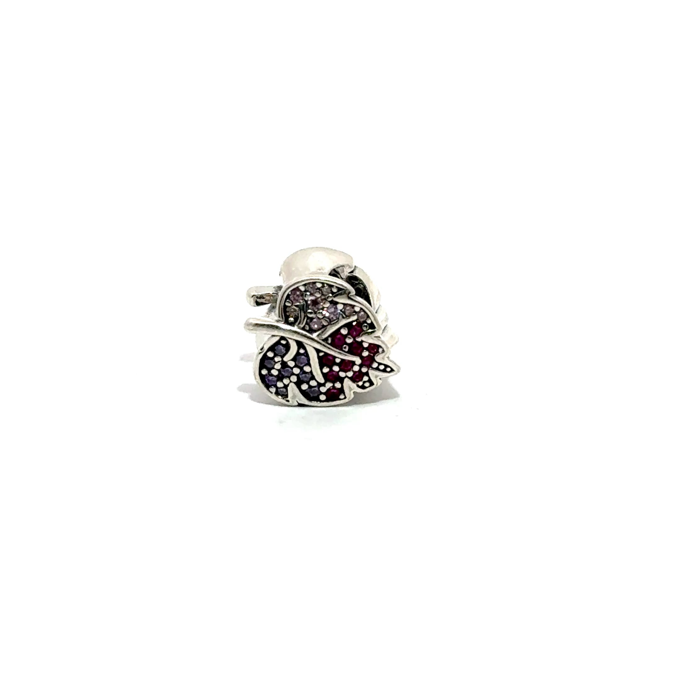 Charm in forma de inima cu model frunza