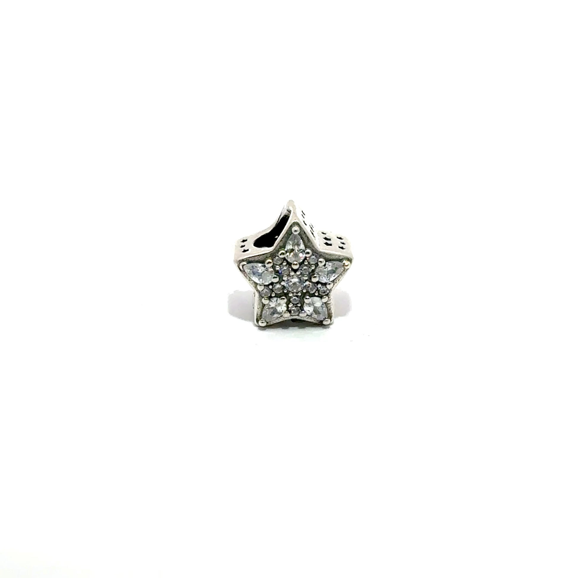 Charm in forma de stea cu pietre