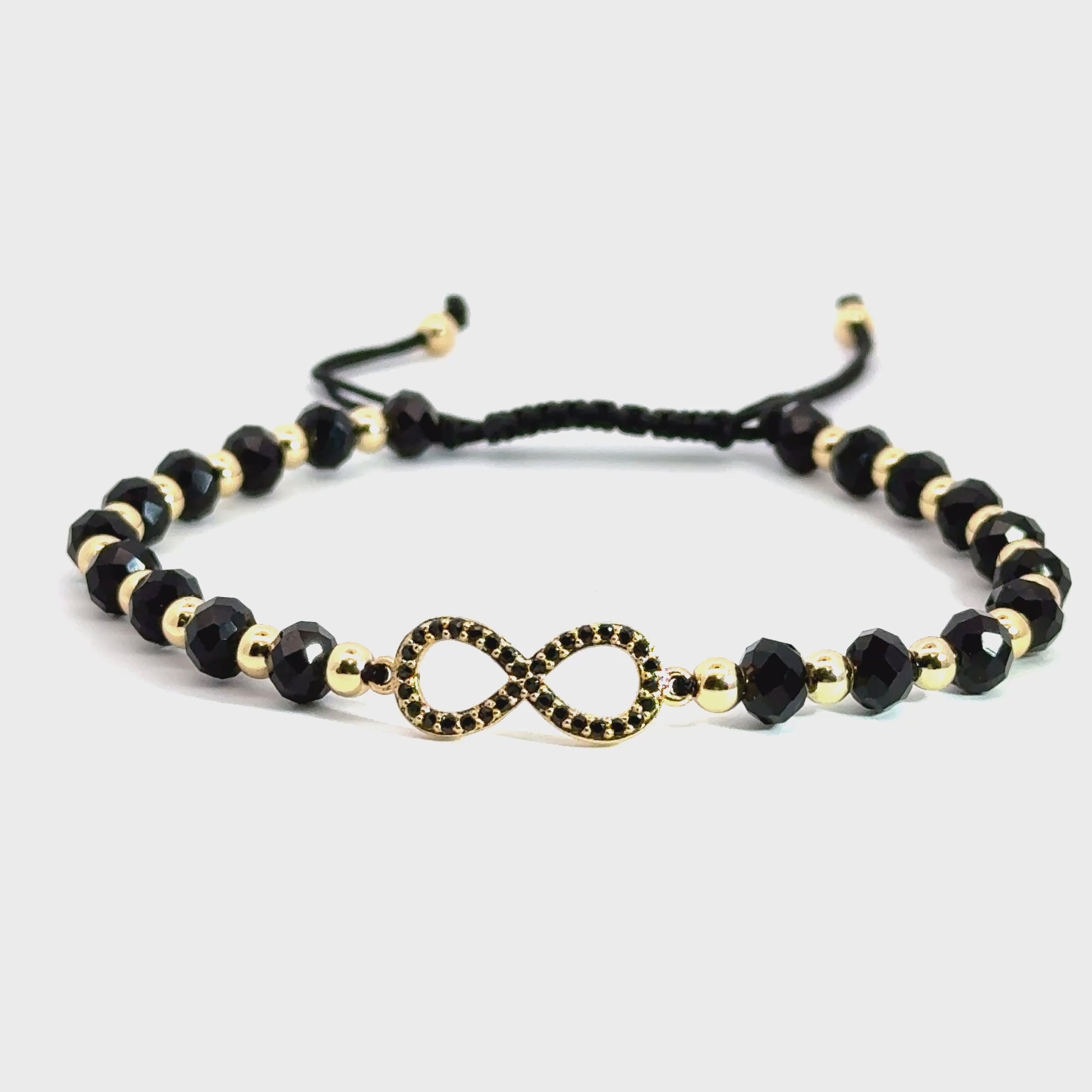 Bratara barbati cu cristale negre si accesoriu in forma de infinit BBB-254