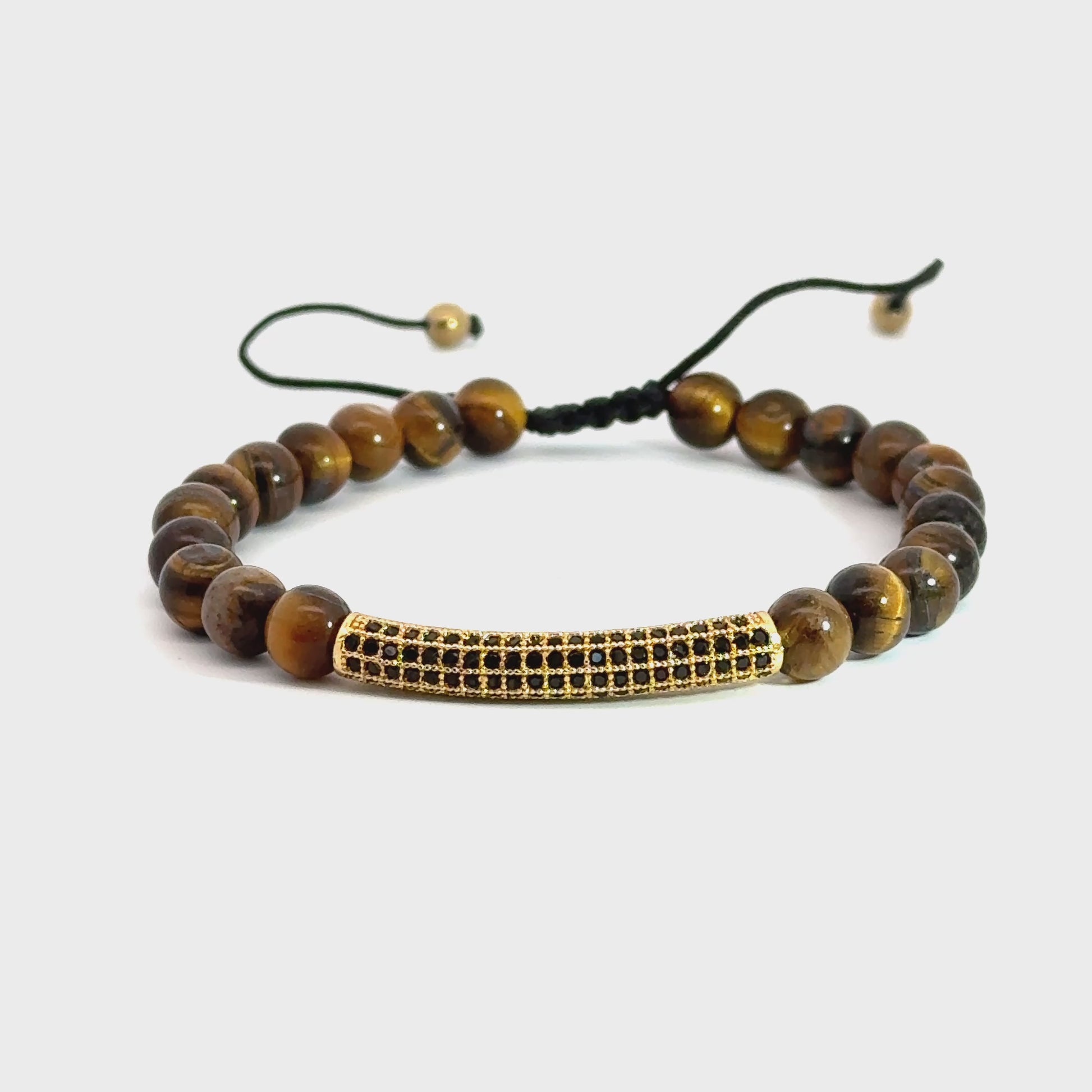 Bratara barbati din ochi de tigru si accesoriu auriu cu cristale zirconia