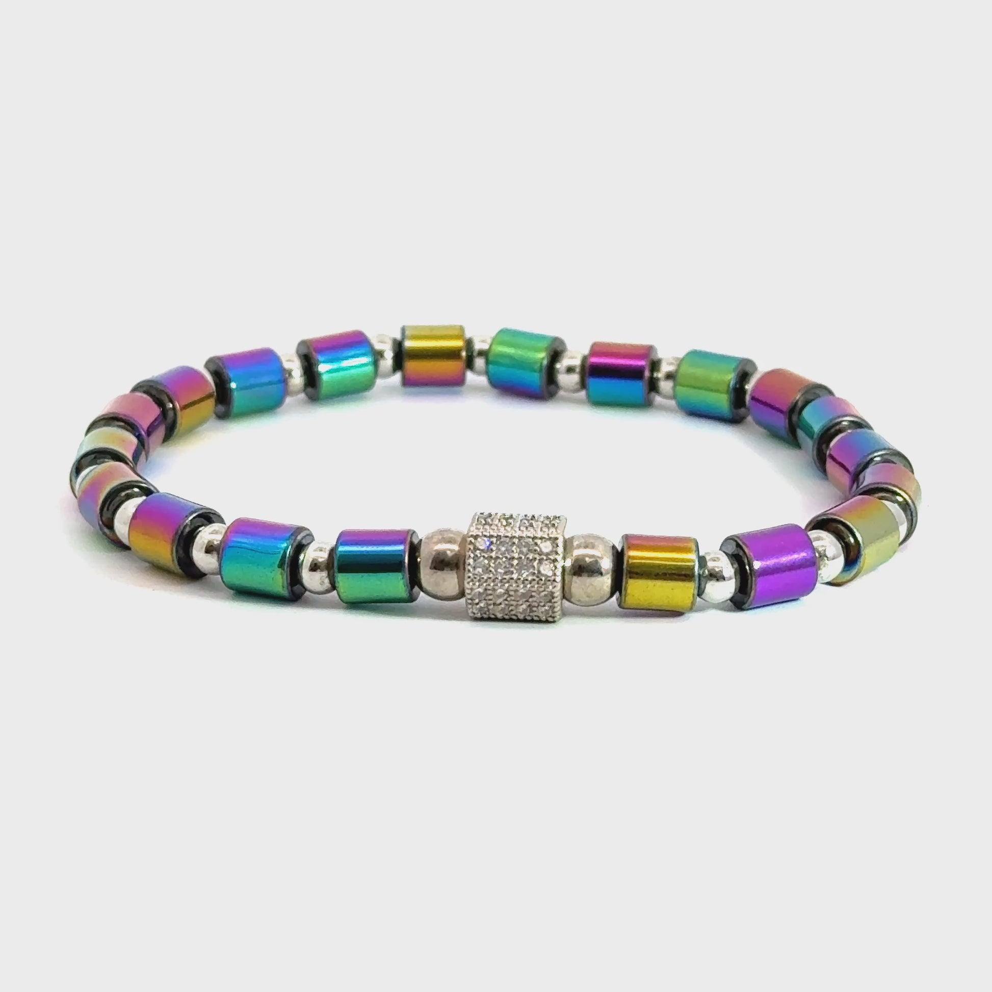 Bratara barbati elastica, cu bile din hematit magnetic electroplacat multicolor si accesorii argintii