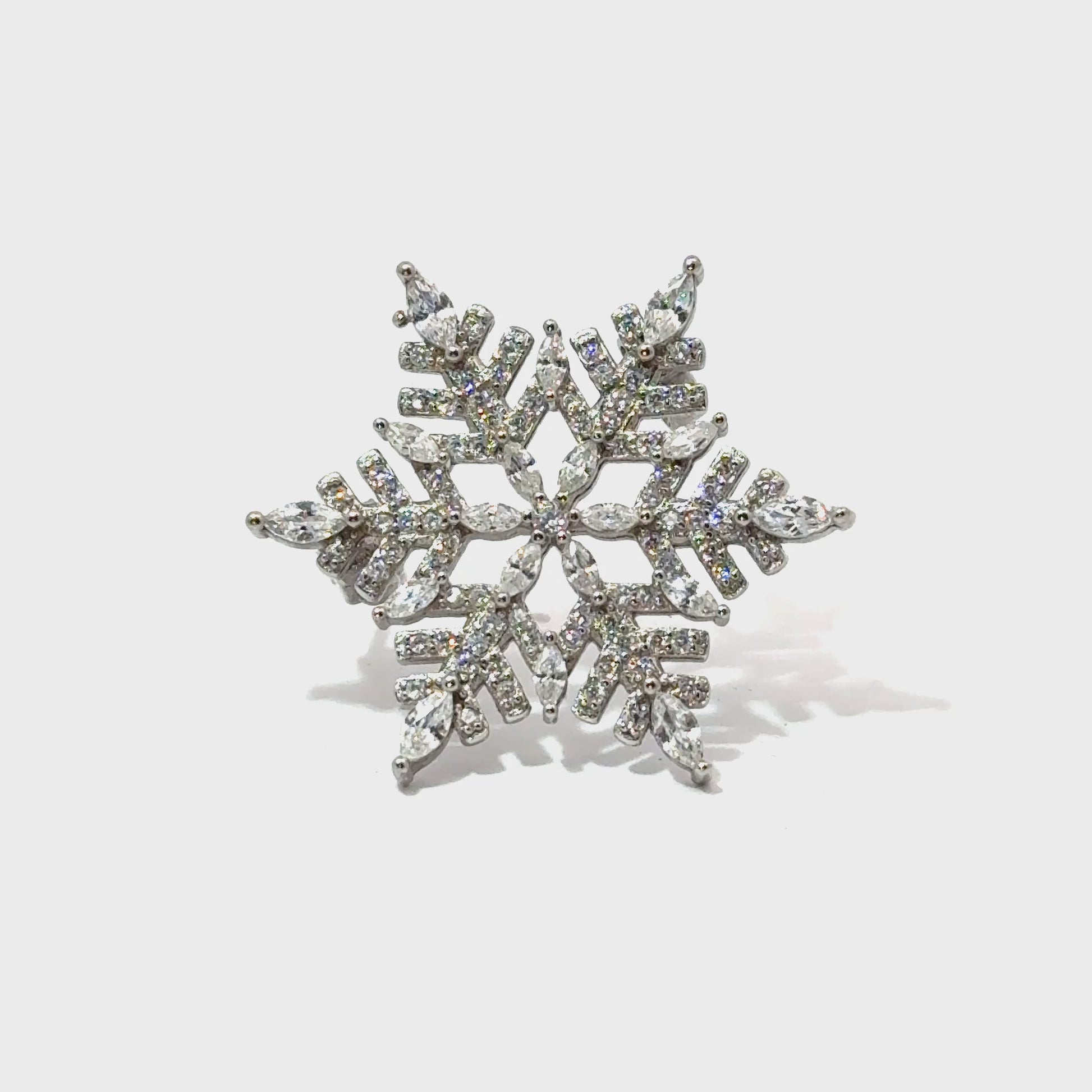 Broșă damă Fulg de Cristal, argint + zirconia